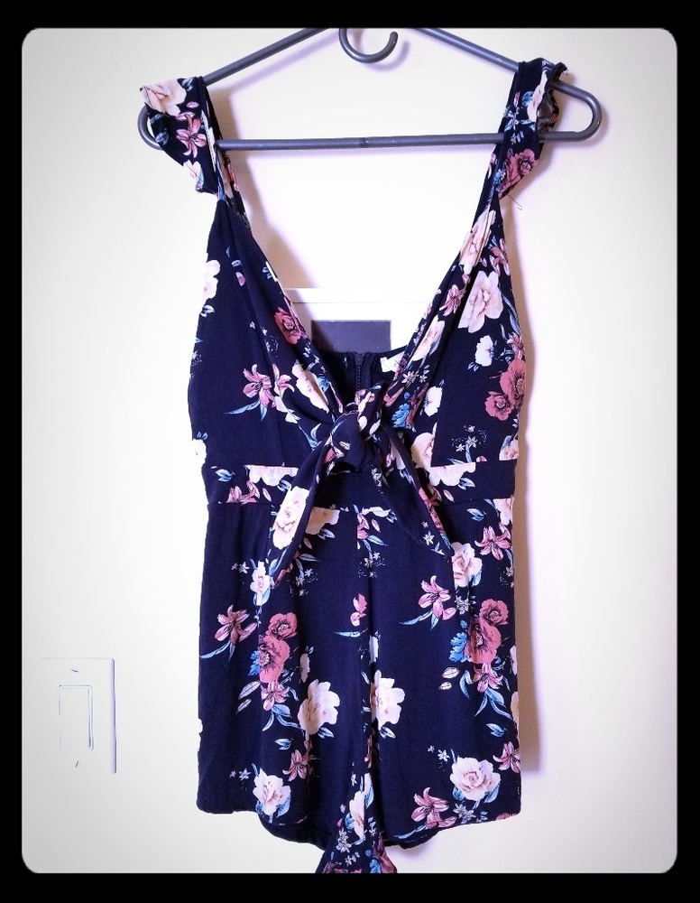 Fun Floral Romper!!